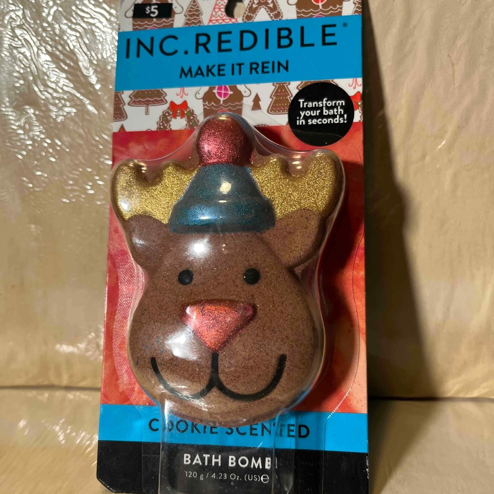 Make It Rein Festive Reindeer Bath Bomb